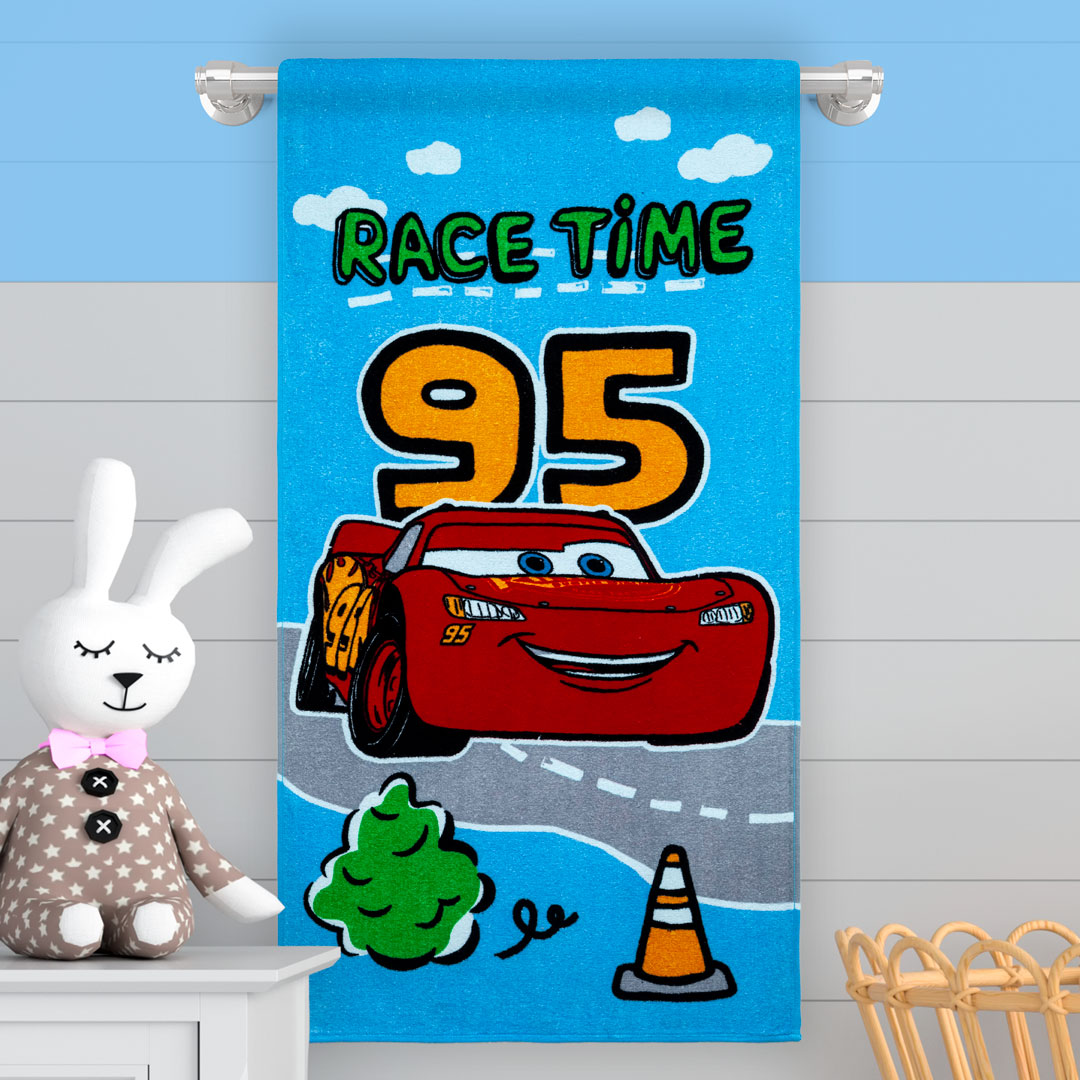 Toalla Infantil 320 Gramos Rayo 95  ¡Vamos a Correr!