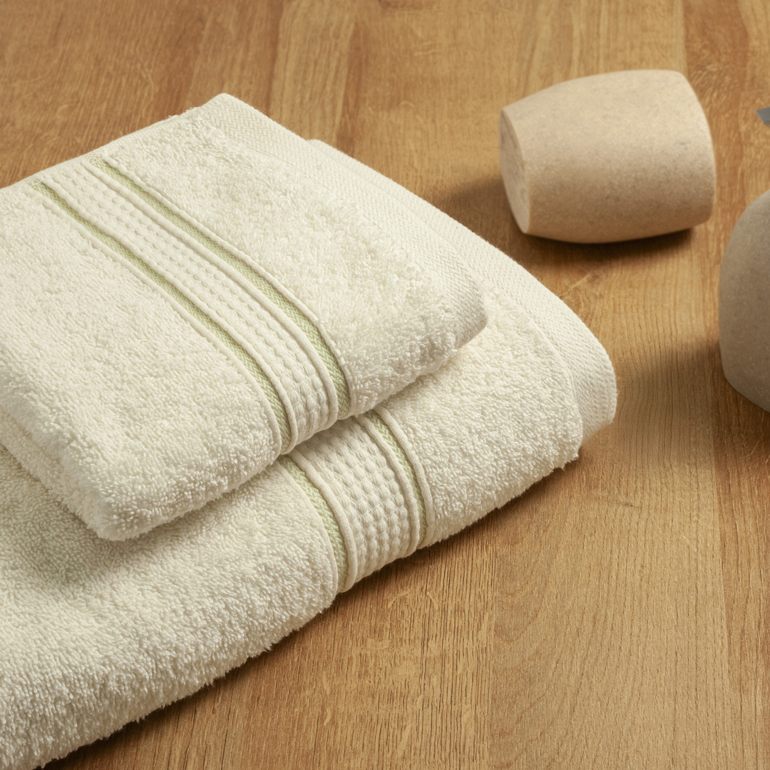 Toalla Senda 550g Crema Egred