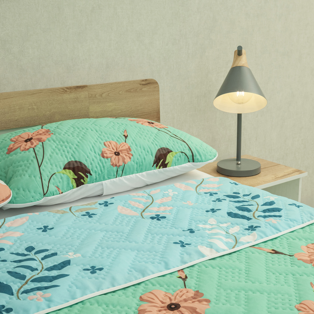 Cubrelecho Doble Faz Termosellado Canto Tropical Aguamarina